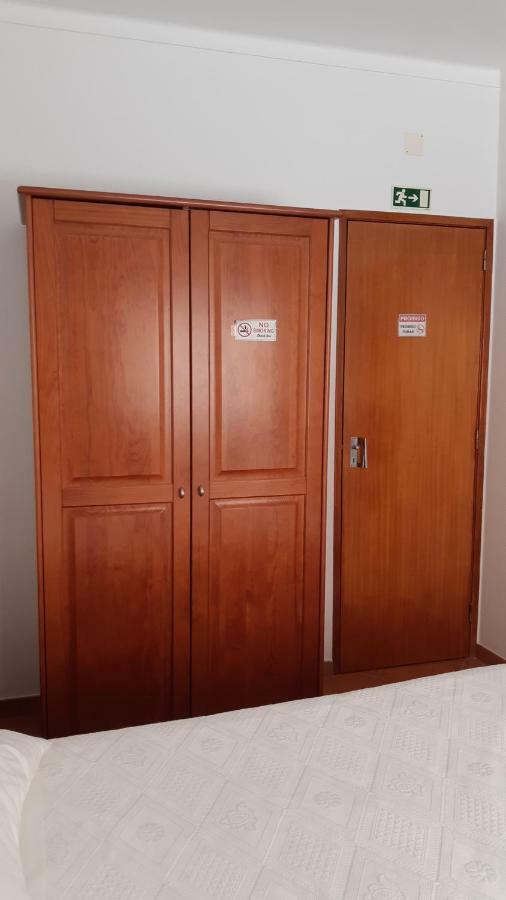 Alojamentos S.José Atouguia Da Baleia Esterno foto