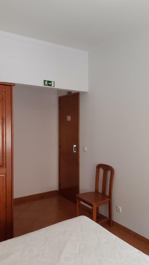 Alojamentos S.José Atouguia Da Baleia Esterno foto