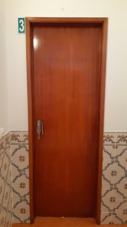 Alojamentos S.José Atouguia Da Baleia Esterno foto