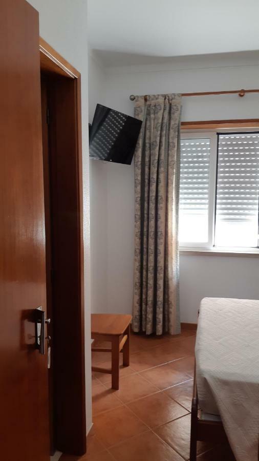 Alojamentos S.José Atouguia Da Baleia Esterno foto